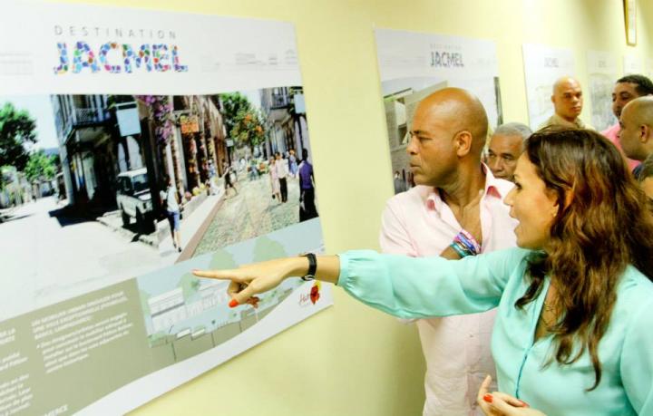 Posters that present Jacmel as a veritable tourist destination